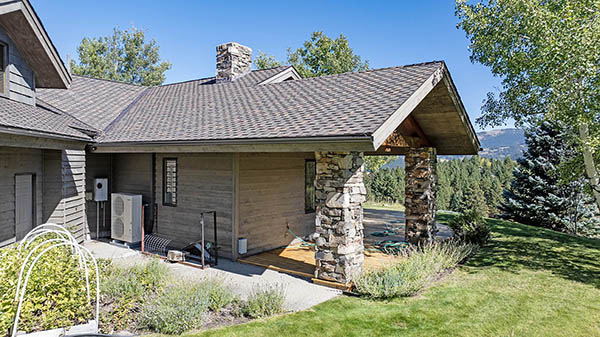 South Bozeman Designer Asphalt Roof Pic 9